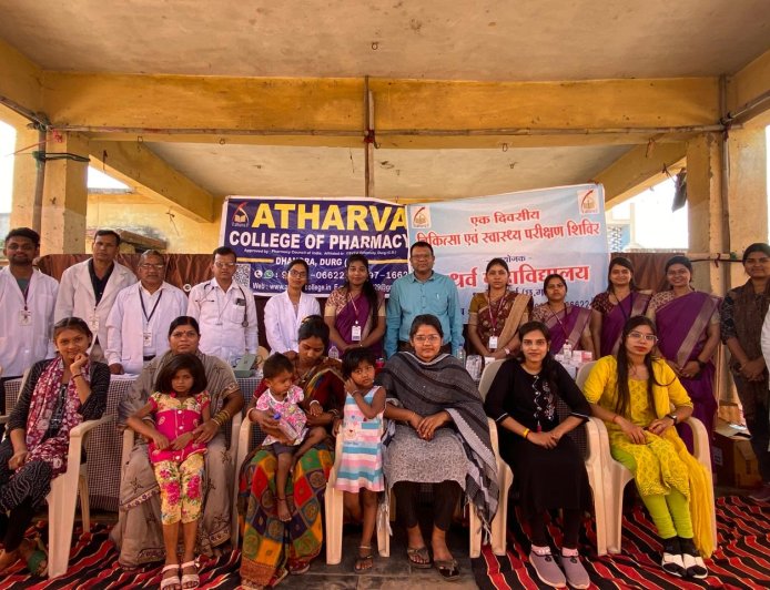 स्वास्थ्य परीक्षण शिविर